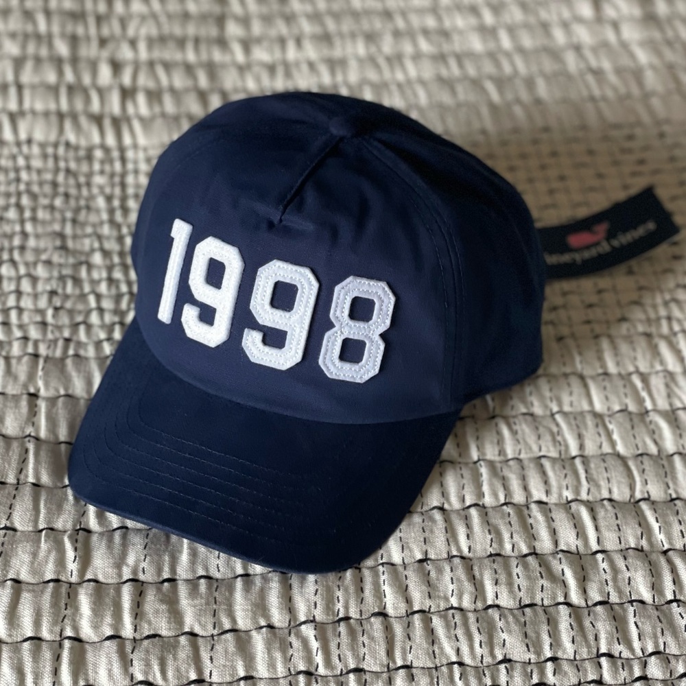 NWT Vineyard Vines 1998 Logo 5-Panel Hat
